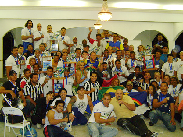 11/2008  Guardas Municipais conquistam vaga para o Mundial de Luta de Braço</tit