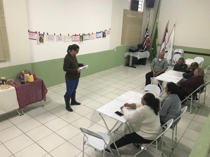 Roda de Enfeites Juninos com Café Coletivo Aconteceu Hoje (06/06) no STMC