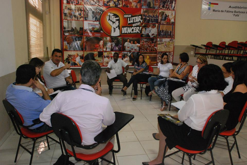 Reunião da Comissão das 30 HORAS! com a Administração