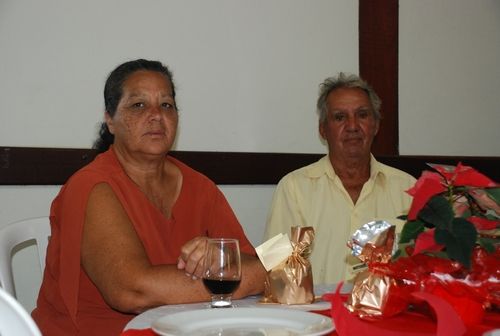 Almoço Dançante reúne aposentados e pensionistas em tarde festiva