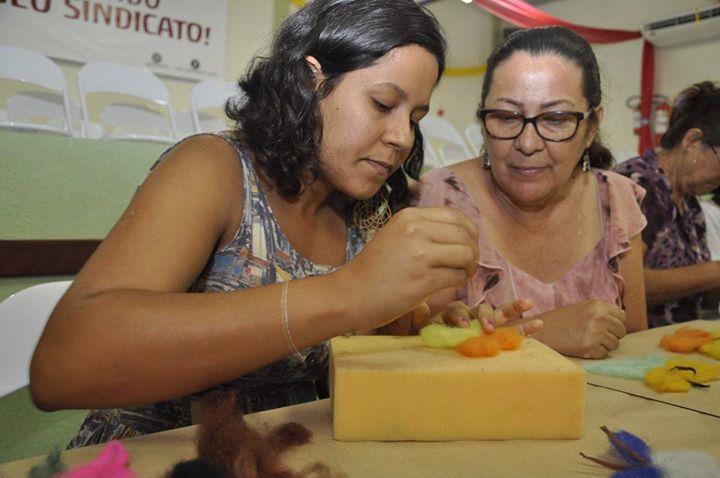Ateliê - Móbile de Borboletas em Lã Cardada