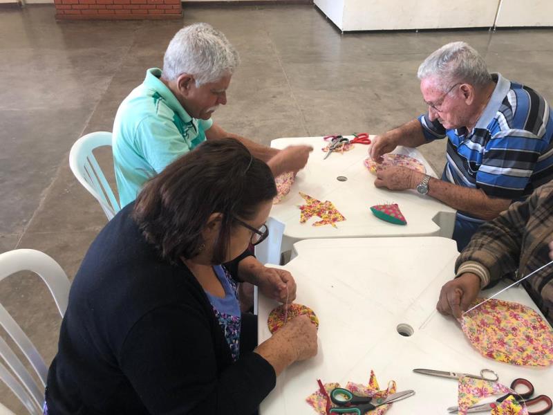 Ateliê: Confecção de Bandeiras