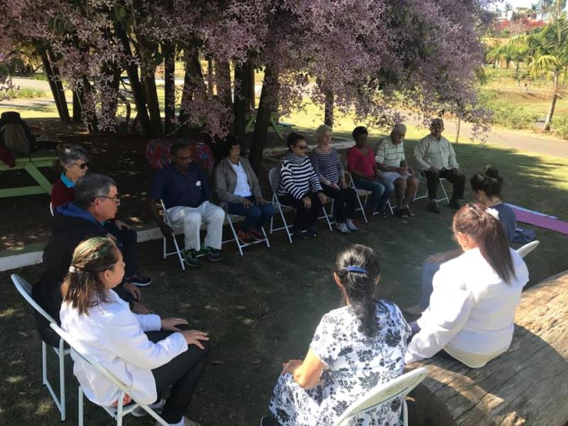 Yoga no Parque das Águas ensina técnicas de respiração e relaxamento
