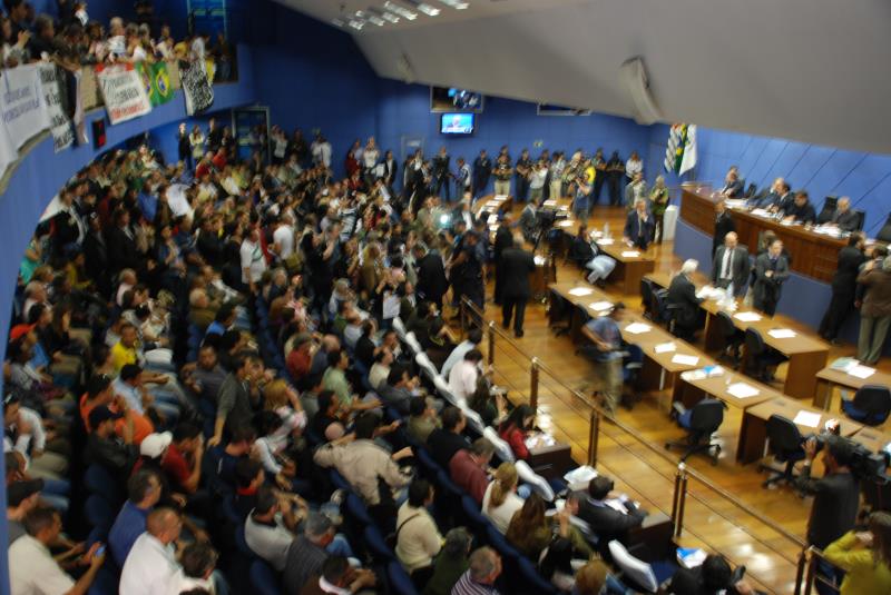 Julgamento da Cassação do Mandato do Prefeito Hélio - dia da votação