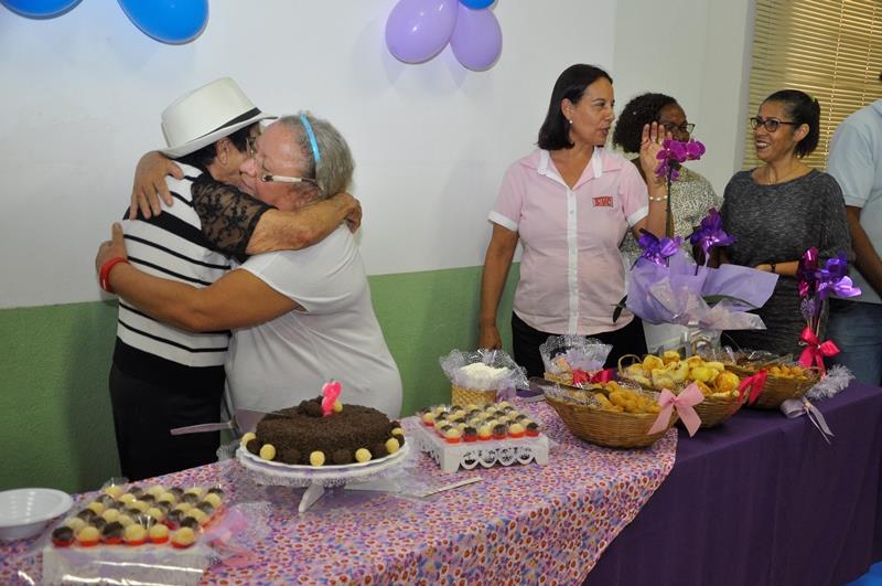 Aniversário de 90 anos da Sra. Alice Dal Bom Mendes