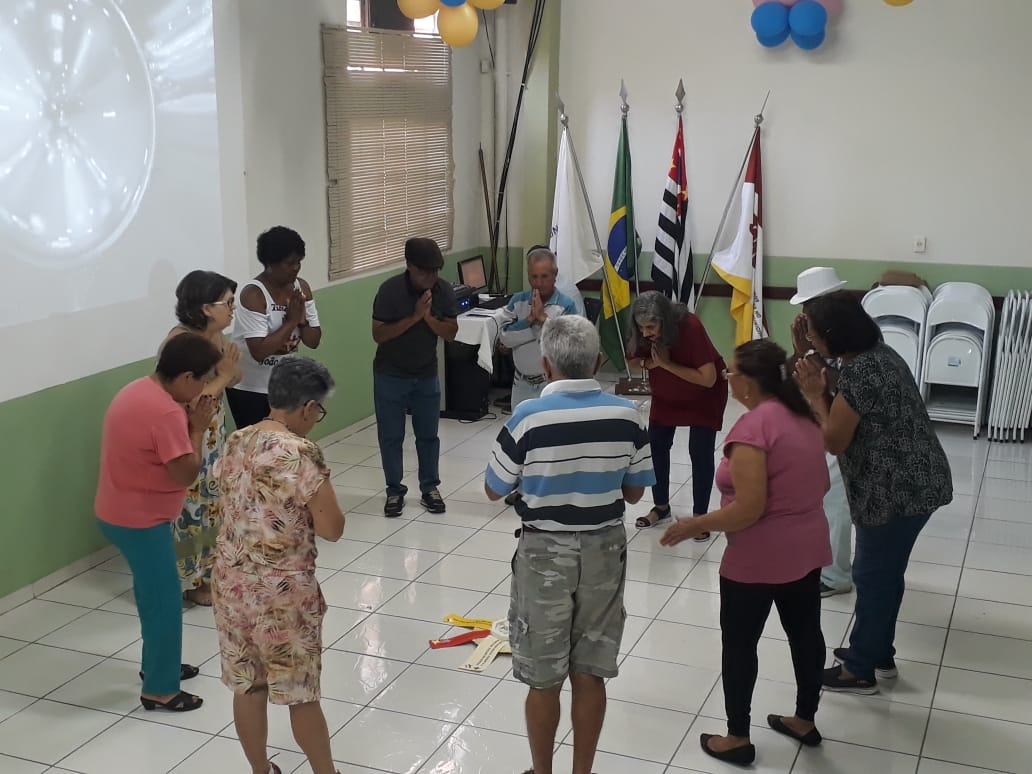 Dança Circular realizada no STMC promove a Harmonia