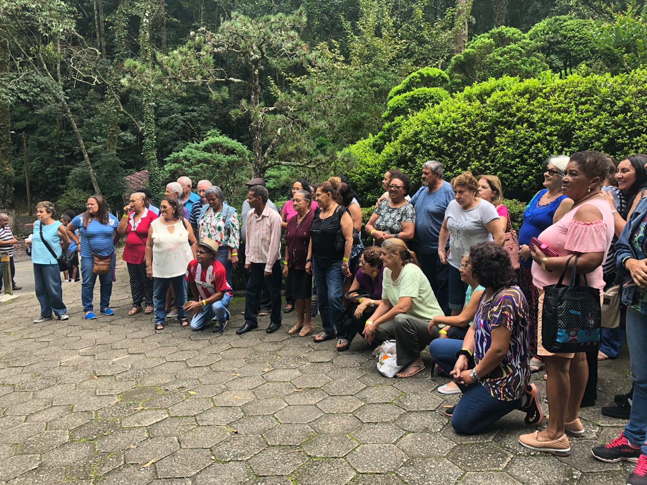 Aposentados/as vistam os principais pontos turísticos de Poços de Caldas