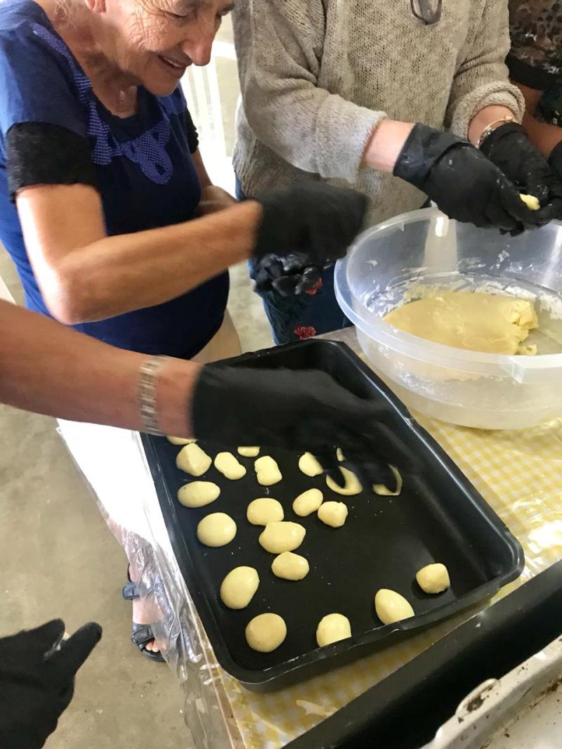 Oficina de Culinária adoça o início da Primavera, trazendo recordações da infância