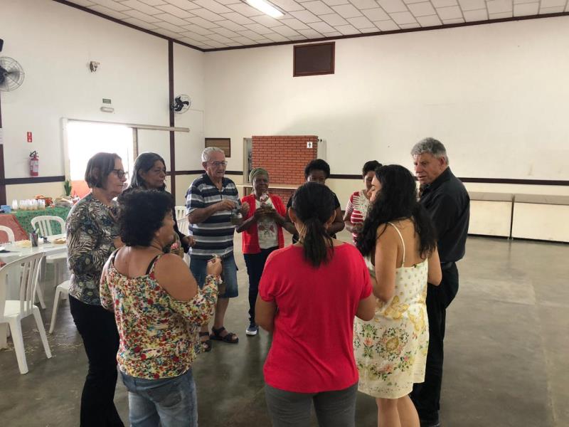 Ateliê: Aguardando a Vida Nova.