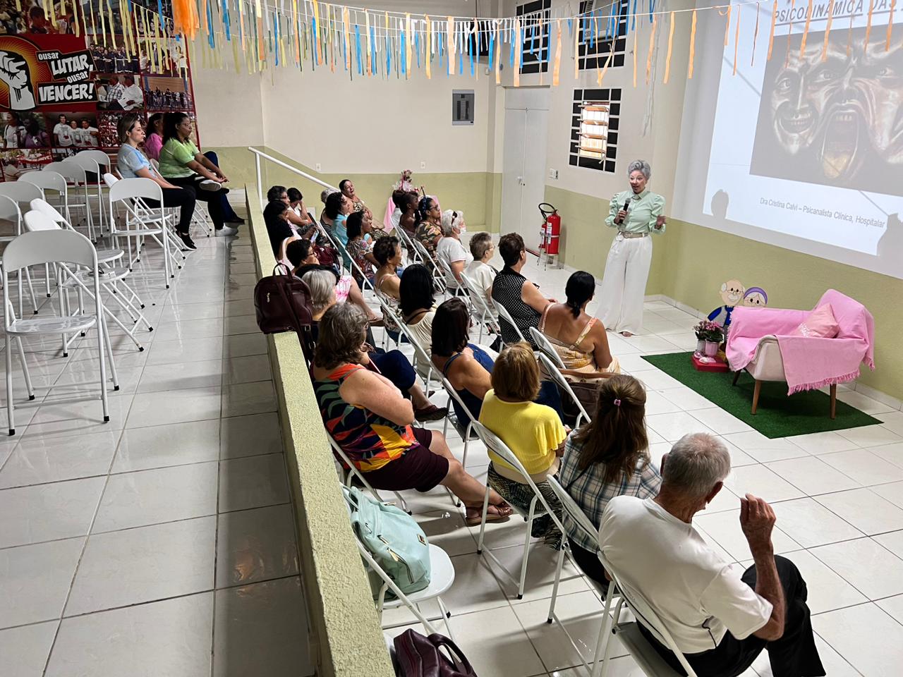 Casa dos Aposentados/as - Palestra sobre Ansiedade - Outubro de 2023	