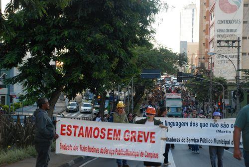GREVE e primeira passeata (terça-feira)