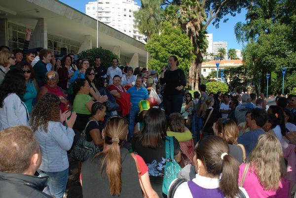 GREVE Campanha Salarial 2012 - 7º dia (18/maio)