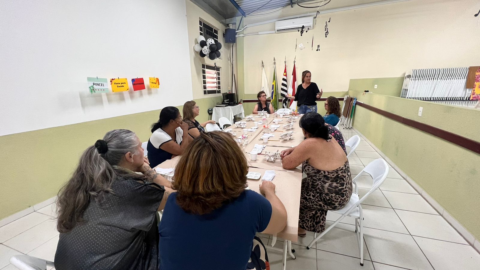 Casa dos Aposentados/as - Pintura no MDF - Agosto de 2023	