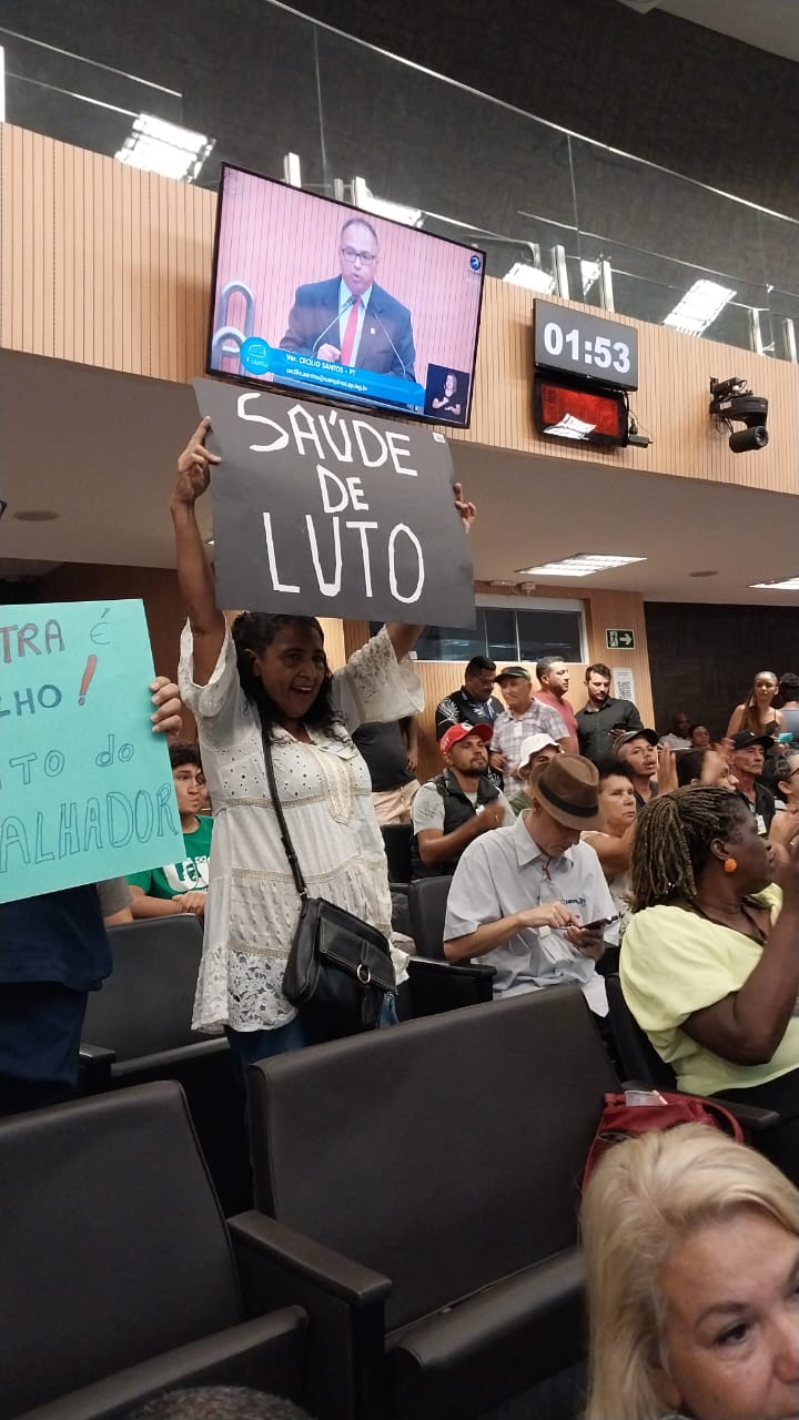 STMC - Protesto na Câmara contra o PLC n° 08/2024 - Abril de 2024	