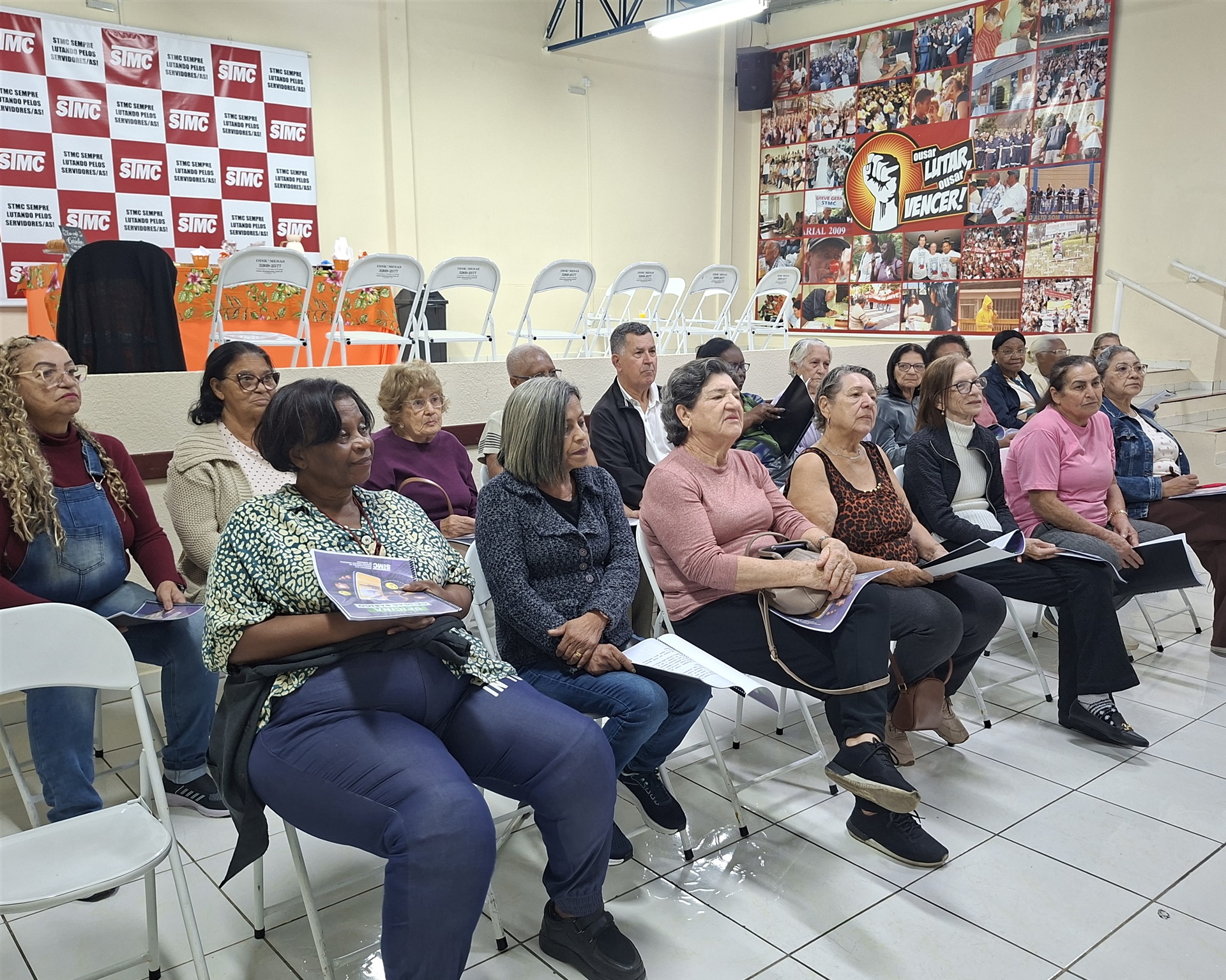 Curso de Uso de Celular - 25/08