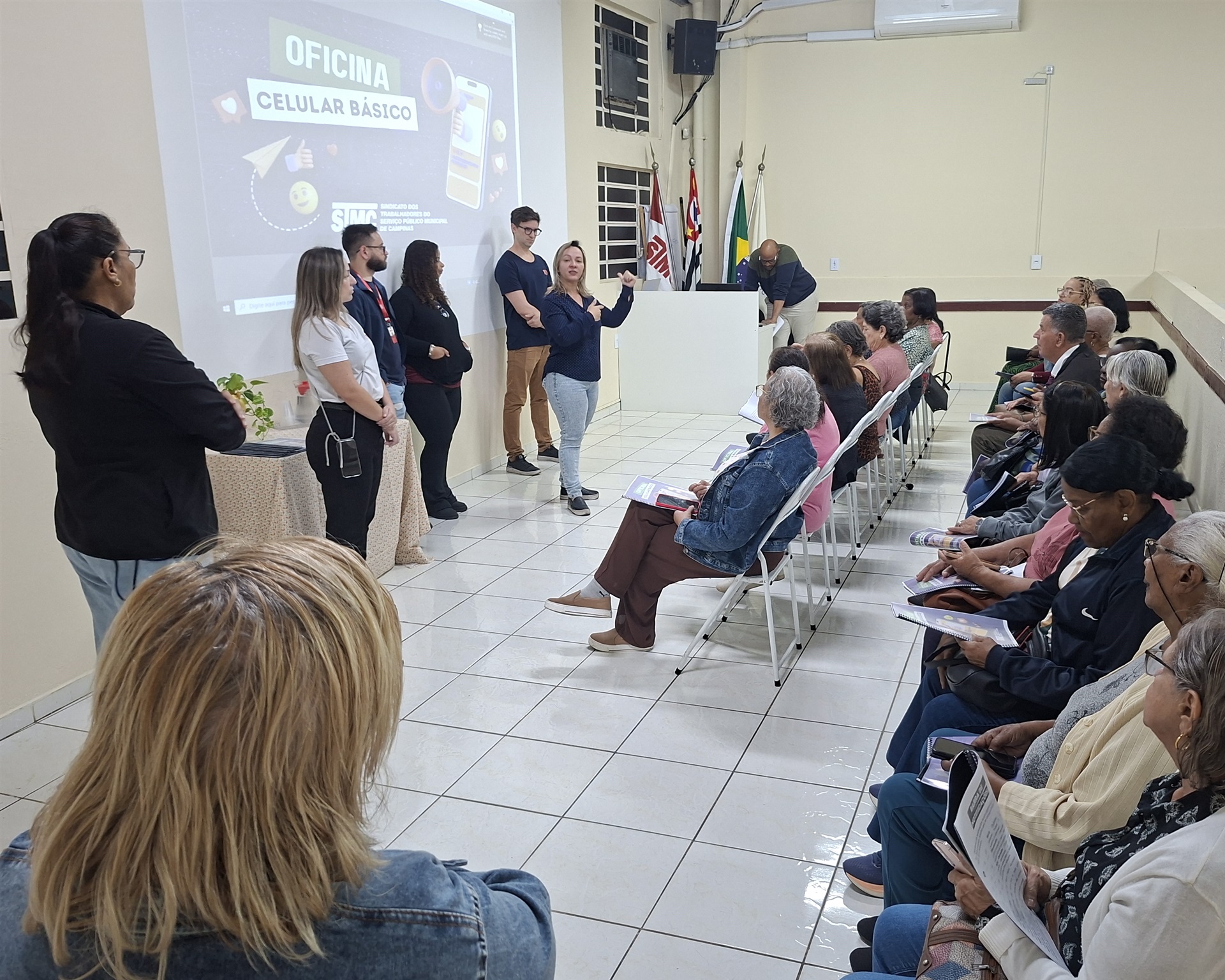 Curso de Uso de Celular - 25/08