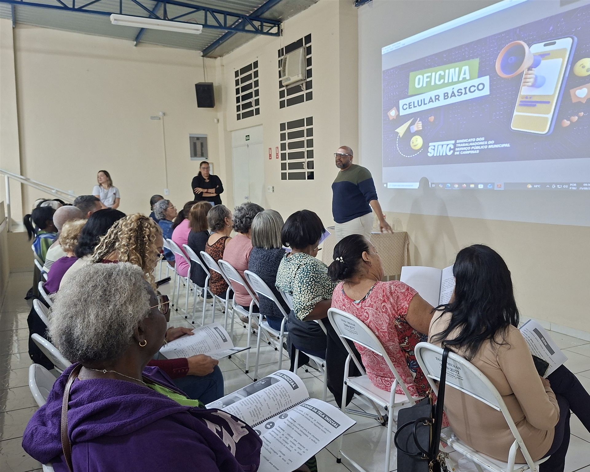 Curso de Uso de Celular - 25/08
