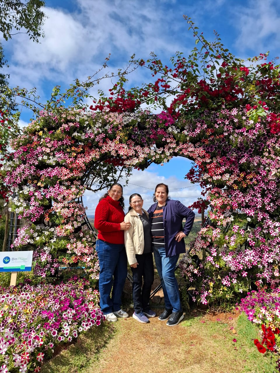 Casa dos Aposentados/a - Festa das Flores e Morangos de Atibaia - Setembro de 2025	