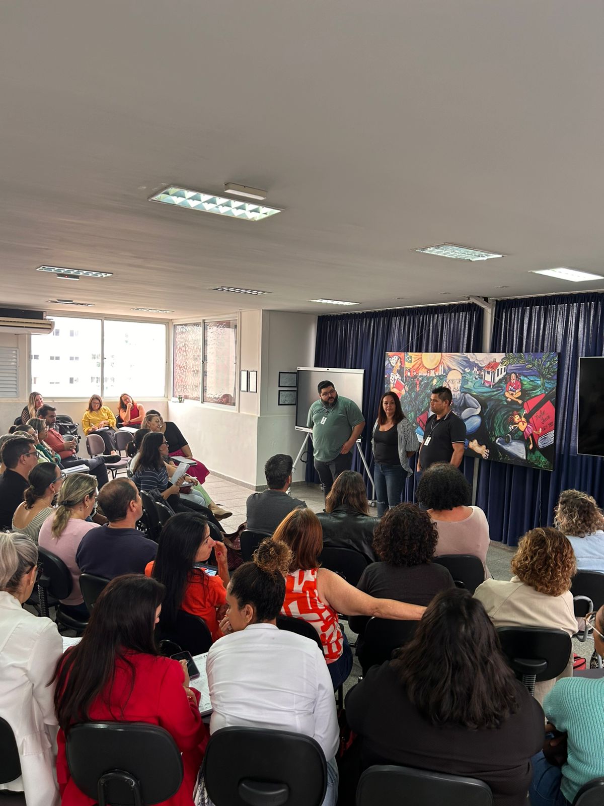 STMC - Diretores do STMC visitam NAEDs e se apresentam a gestores da Educação