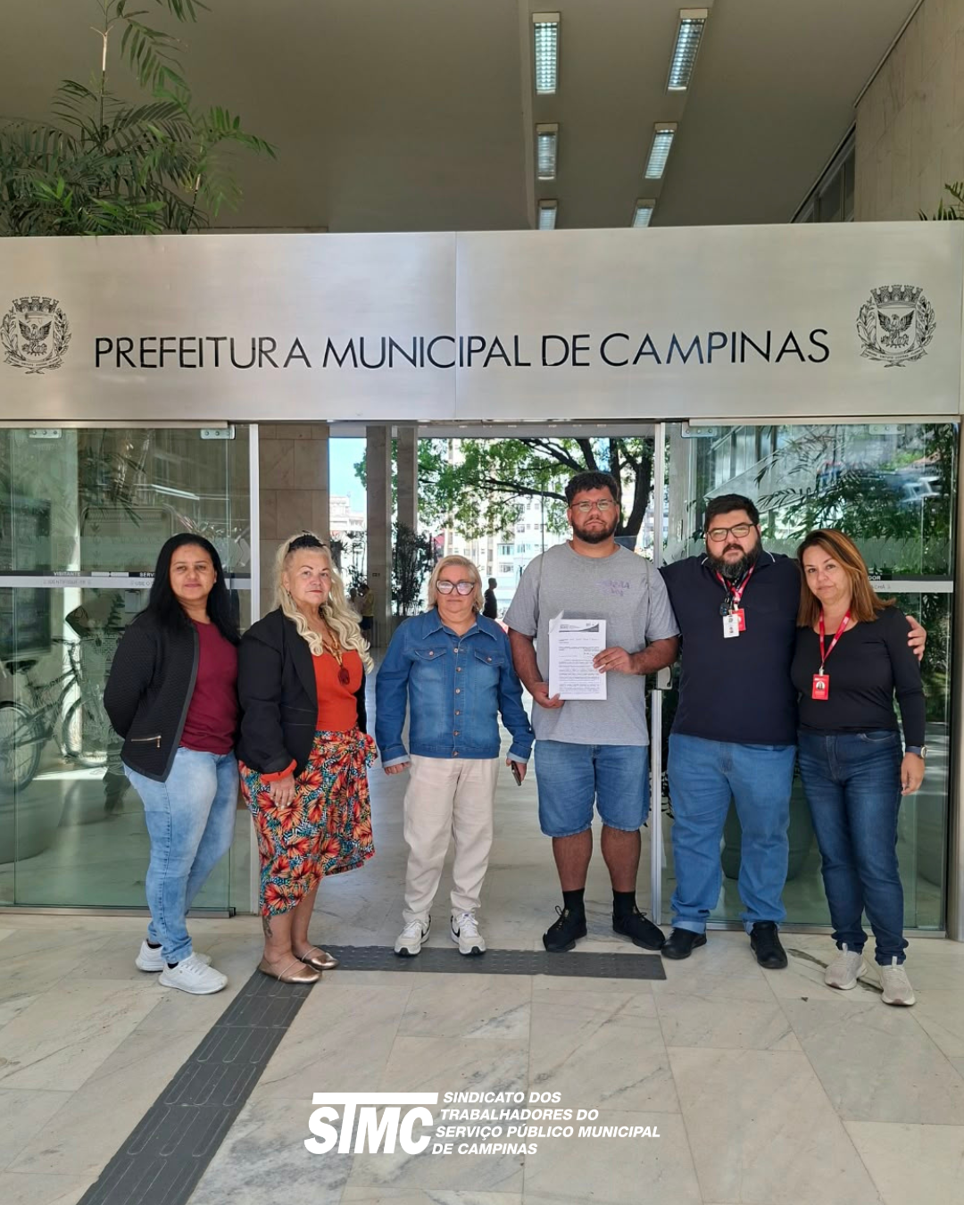 STMC protocola ofício com reivindicações dos Agentes de Organização Escolar